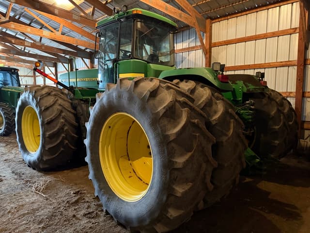 Image of John Deere 9400 equipment image 2