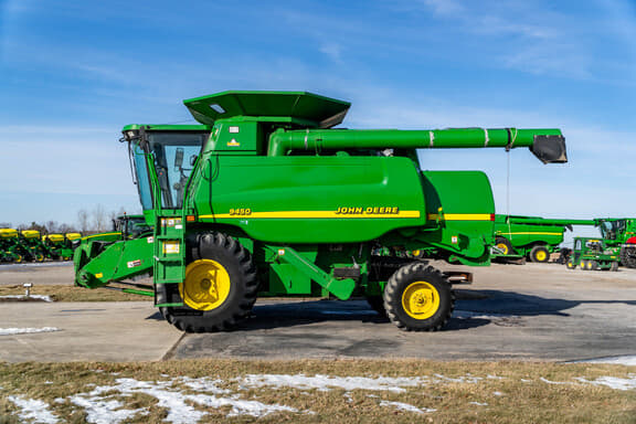 Image of John Deere 9450 equipment image 1