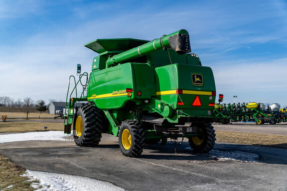 Image of John Deere 9450 equipment image 2