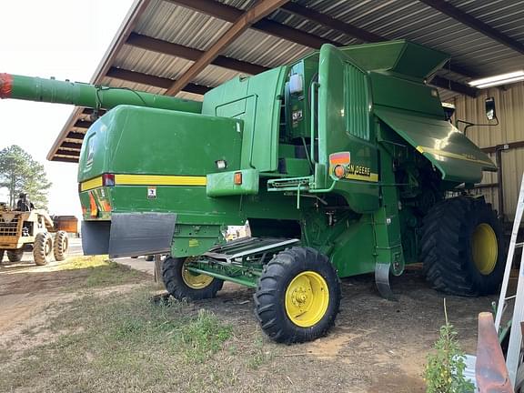 Image of John Deere 9550 equipment image 1