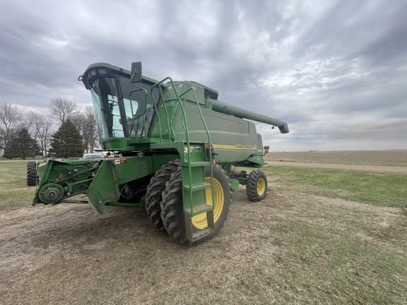 Image of John Deere 9550 equipment image 2