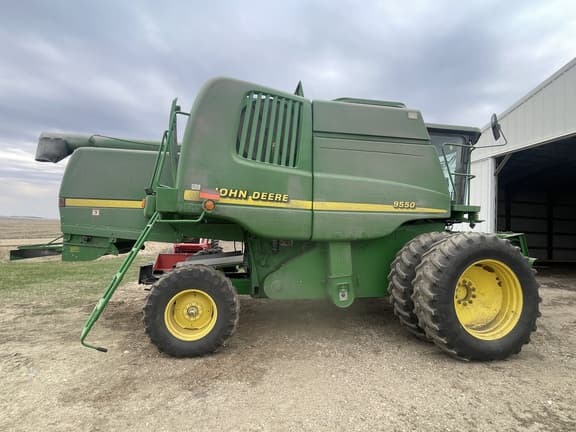 Image of John Deere 9550 equipment image 4