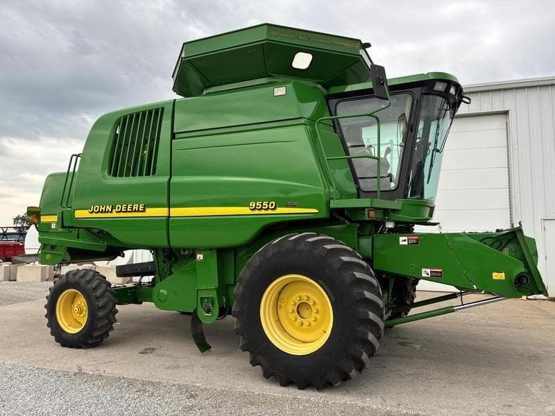 Image of John Deere 9550 Primary image