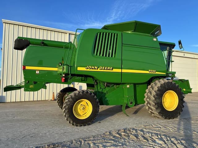 Image of John Deere 9550 equipment image 3