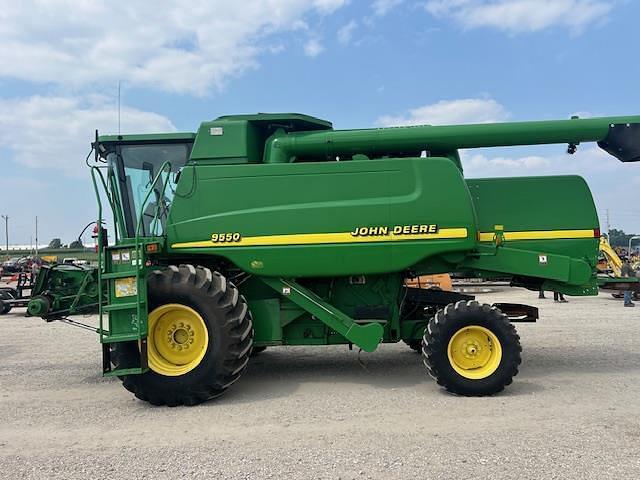 Image of John Deere 9550 equipment image 2