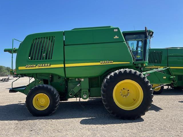 Image of John Deere 9650 STS equipment image 3