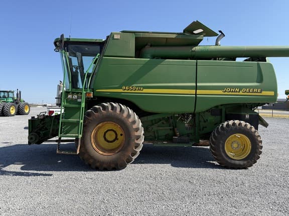 Image of John Deere 9650 STS equipment image 1