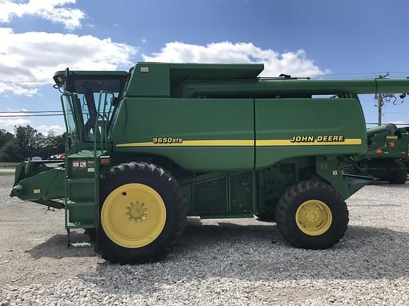 Image of John Deere 9650 STS equipment image 4