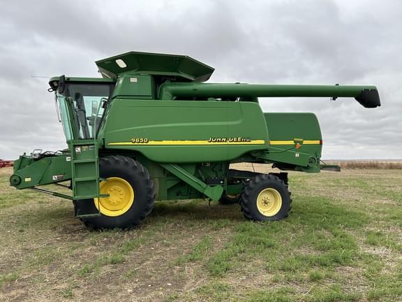Image of John Deere 9650 equipment image 1