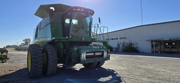 Image of John Deere 9750 STS equipment image 2