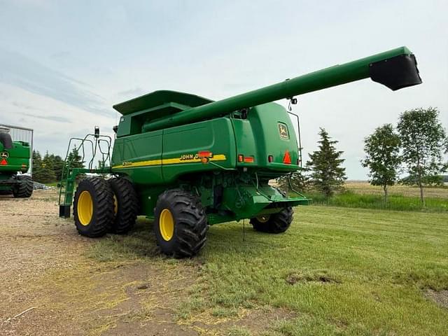 Image of John Deere 9750 STS equipment image 2