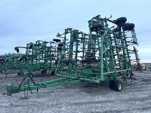 2000 John Deere 985 Image