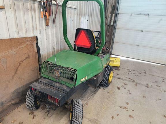 Image of John Deere F935 equipment image 3