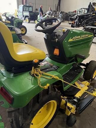Image of John Deere GT225 equipment image 3