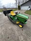 2000 John Deere GT225 Image