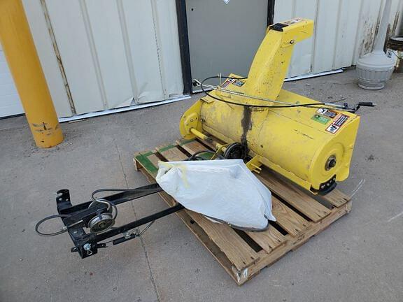 Image of John Deere GT235 equipment image 3