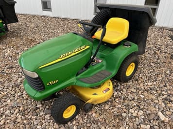 Main image John Deere LT133