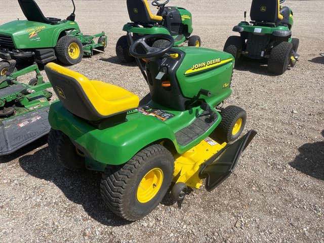 Image of John Deere LT166 equipment image 2
