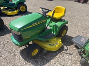 2000 John Deere LT166 Image