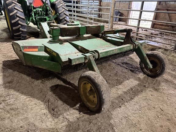 Image of John Deere MX8 equipment image 4