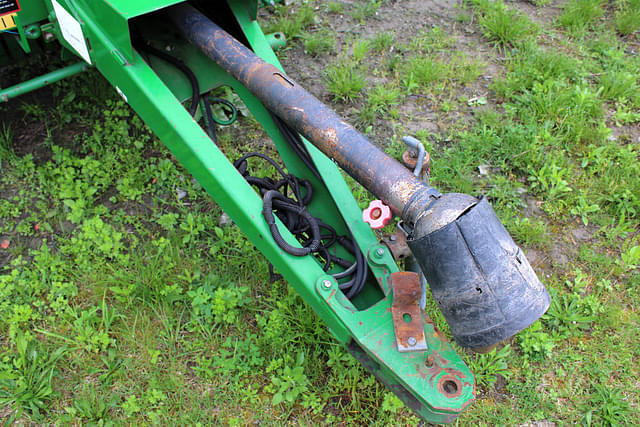 Image of John Deere 446 equipment image 2