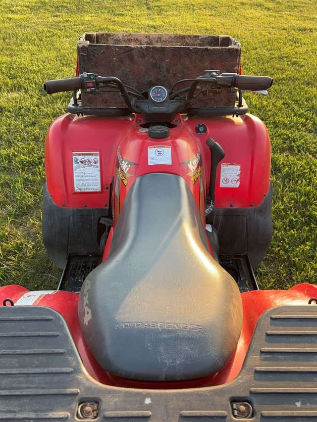 Image of Kawasaki Prairie 300 equipment image 4