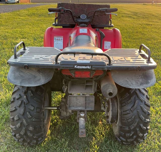 Image of Kawasaki Prairie 300 equipment image 3