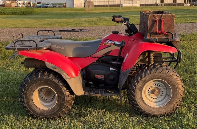 Image of Kawasaki Prairie 300 equipment image 2