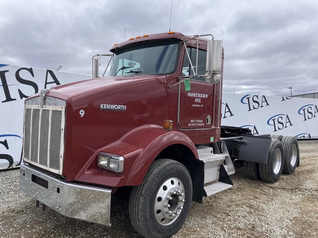Image of Kenworth T800 Primary image