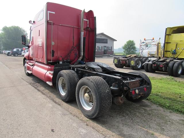 Image of Kenworth T2000 equipment image 2