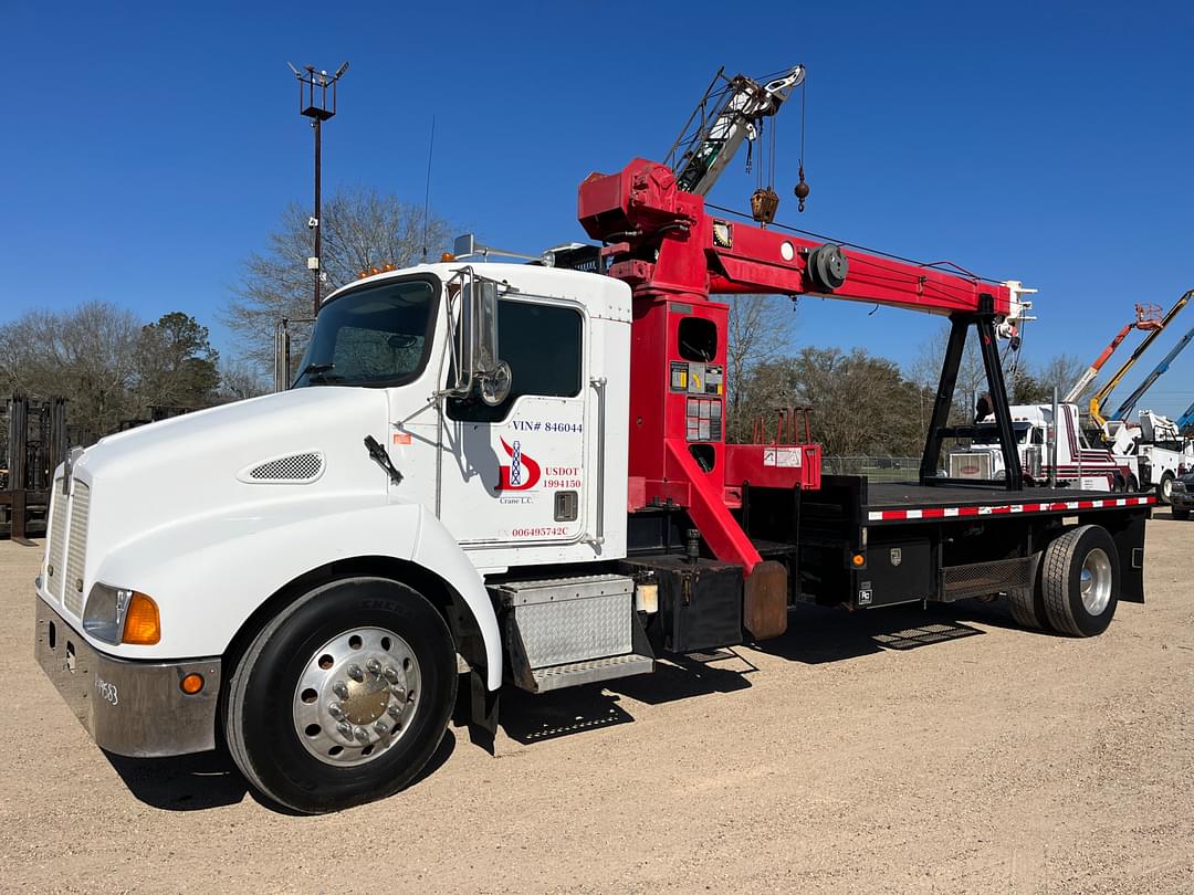 Image of Kenworth T300 Primary image