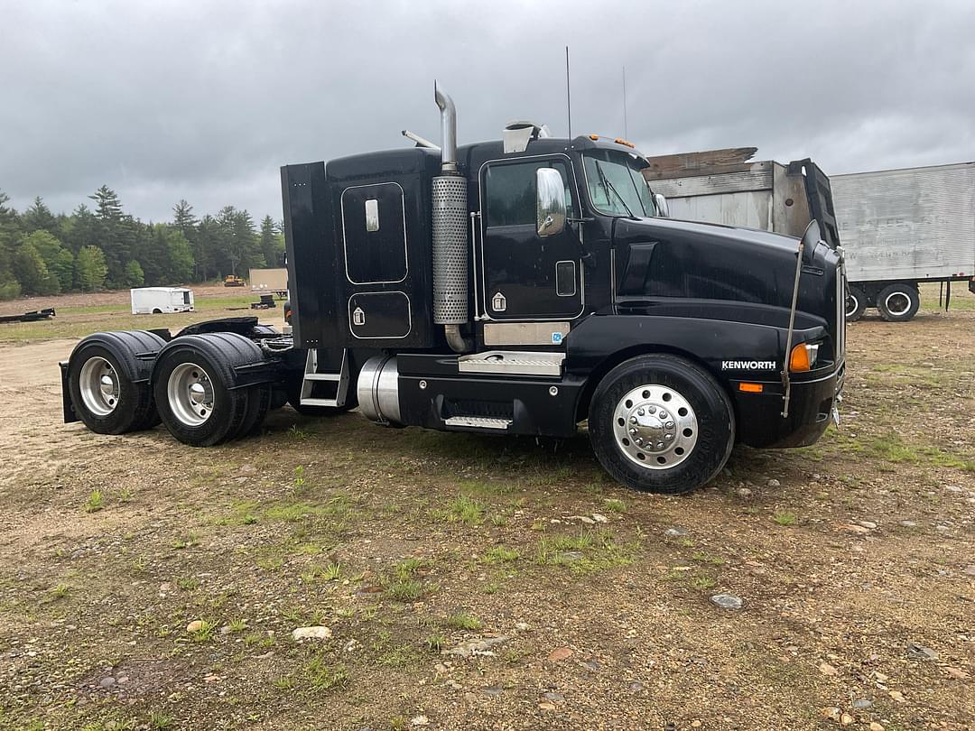 Image of Kenworth T600 Primary Image