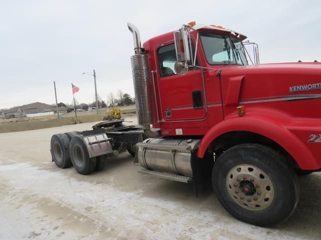 Image of Kenworth T800 equipment image 4