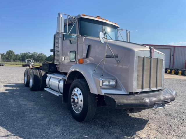 Image of Kenworth T800 equipment image 4