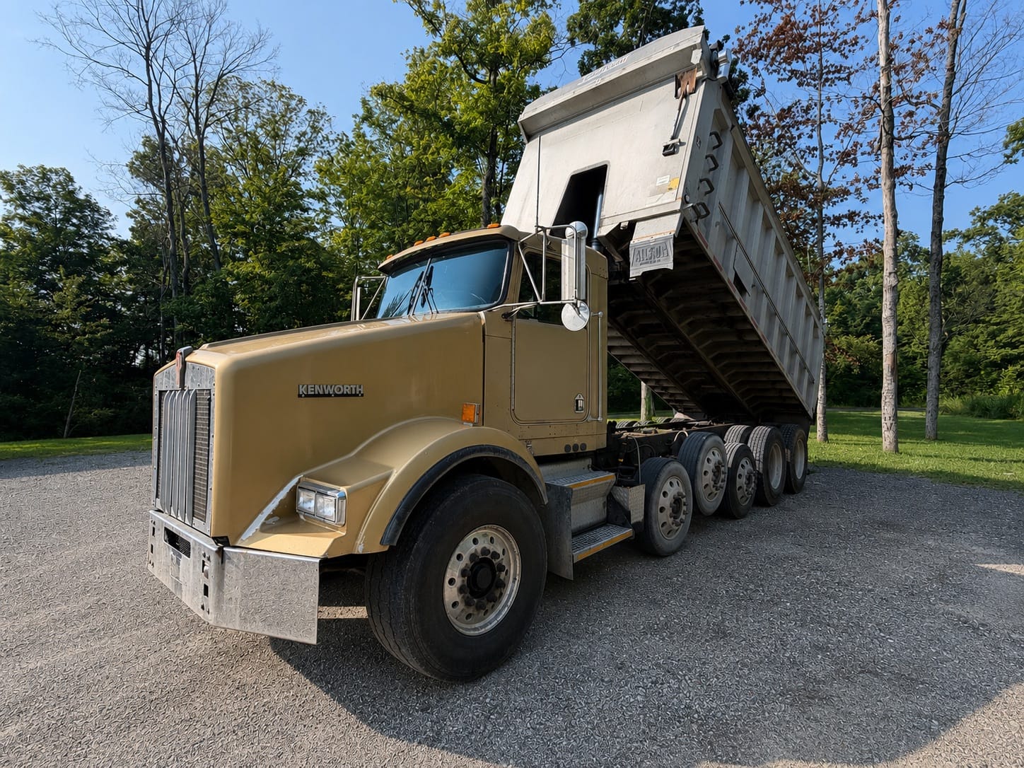 2000 Kenworth T800 Equipment Image0