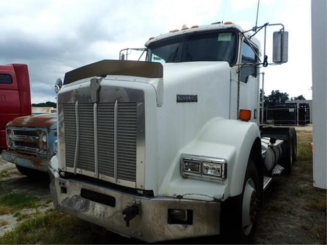 Image of Kenworth T800 equipment image 1