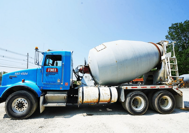 Image of Kenworth T800 equipment image 1