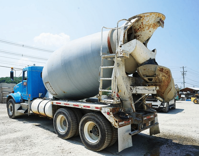 Image of Kenworth T800 equipment image 2