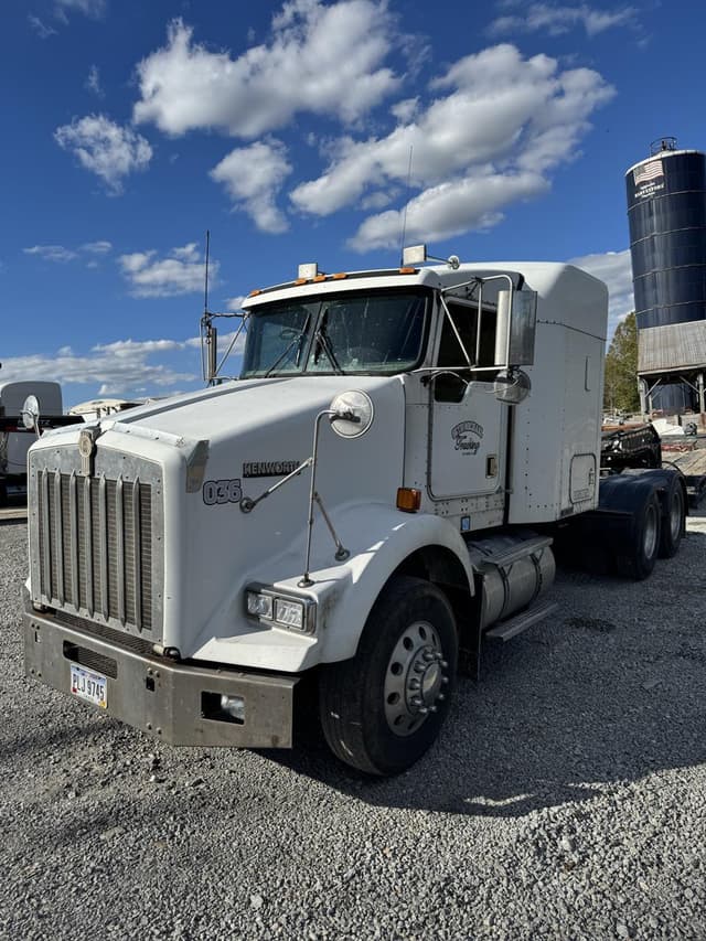 Image of Kenworth T800 equipment image 1