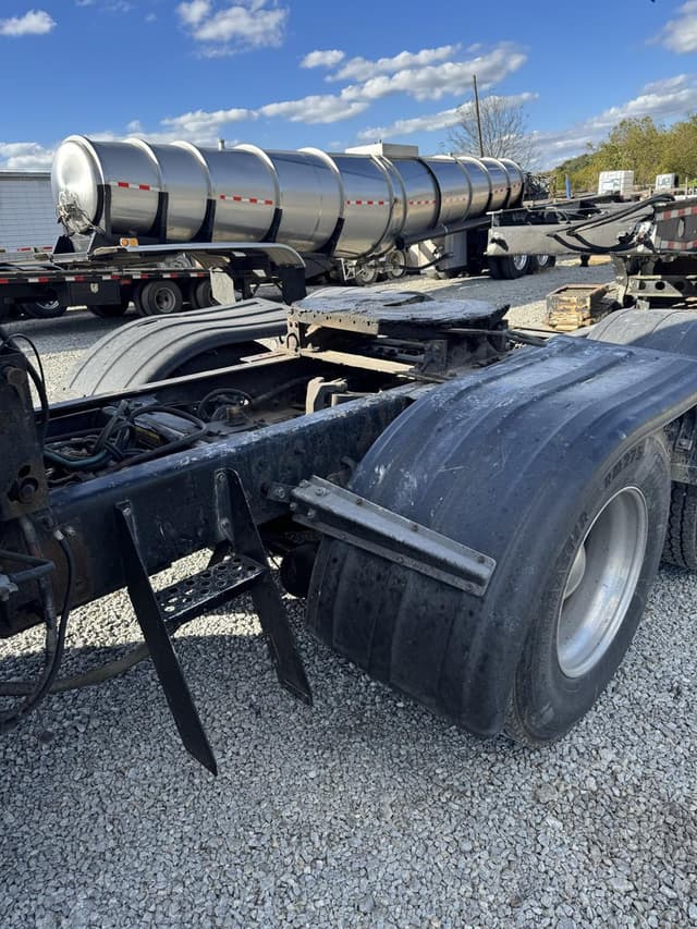 Image of Kenworth T800 equipment image 4