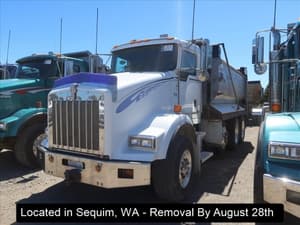2000 Kenworth T800 Image