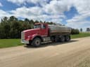 2000 Kenworth T800 Image