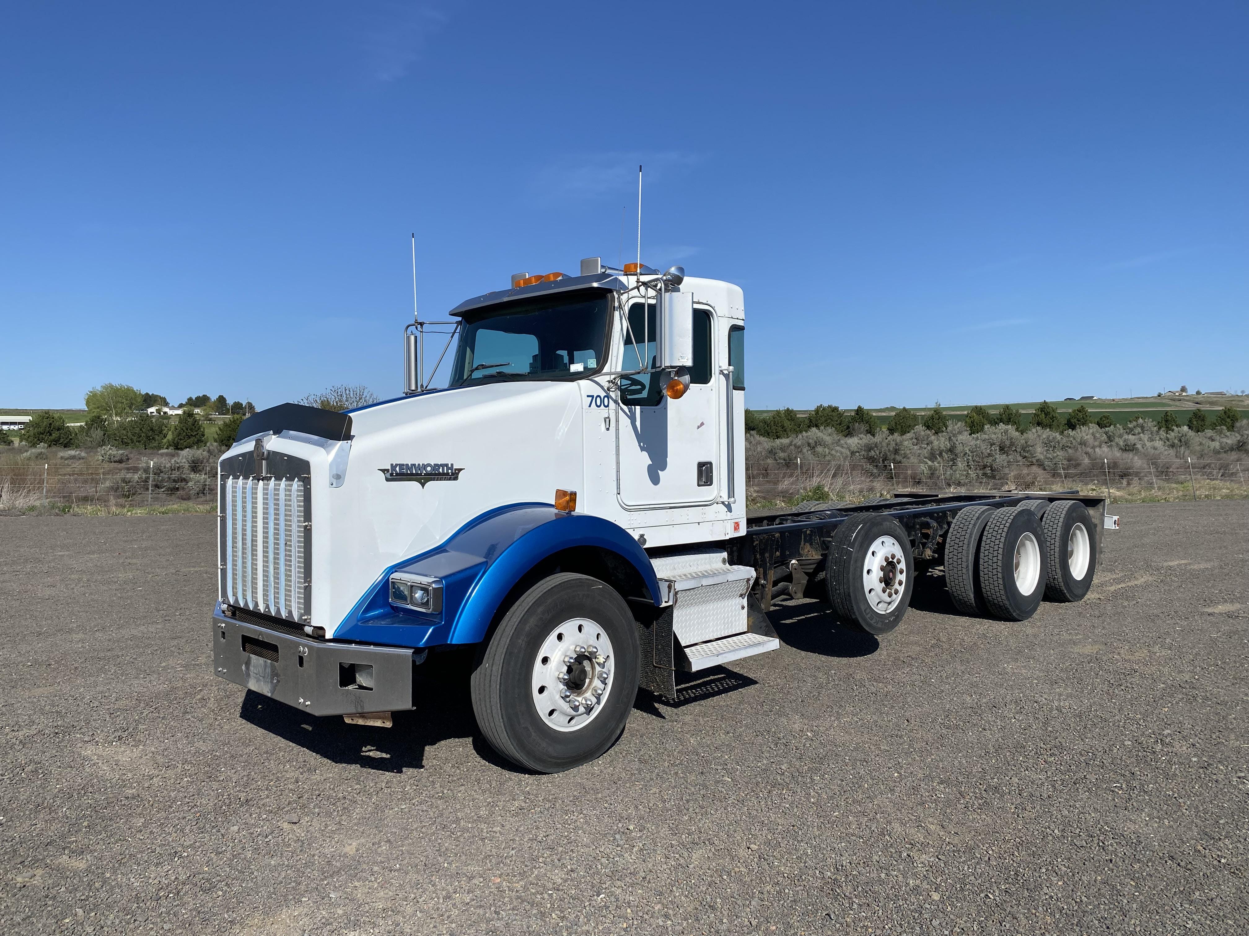 Main image Kenworth T800