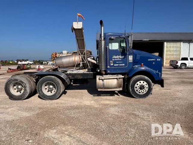 Image of Kenworth T800 equipment image 3