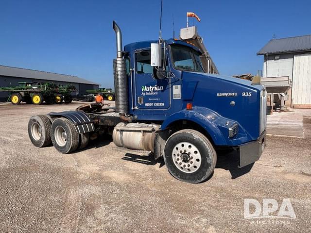 Image of Kenworth T800 equipment image 1