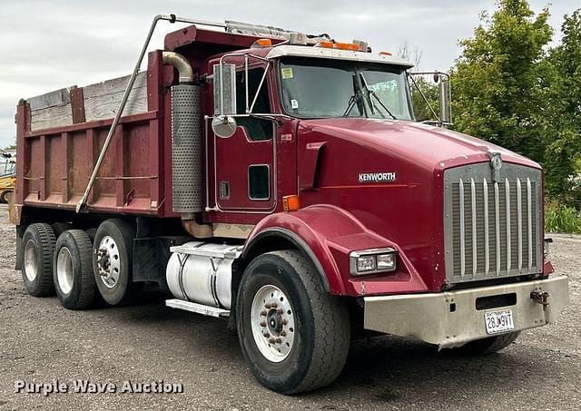 Image of Kenworth T800 equipment image 2