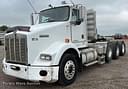 2000 Kenworth T800 Image