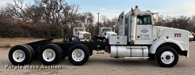 Image of Kenworth T800 equipment image 3