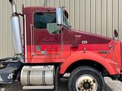 Thumbnail image Kenworth T800 13