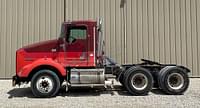 Thumbnail image Kenworth T800 4